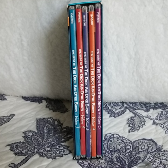 Dick Van Dyke Show Fan Favorites DVD Set - Picture 2 of 7